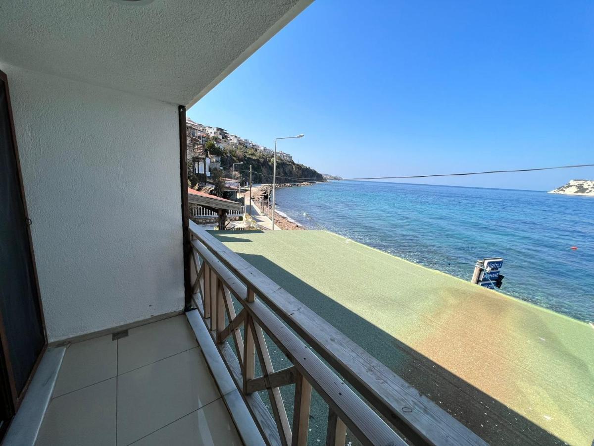 Giritli Rum Meyhanesi & Butik Otel Karaburun  Exterior foto