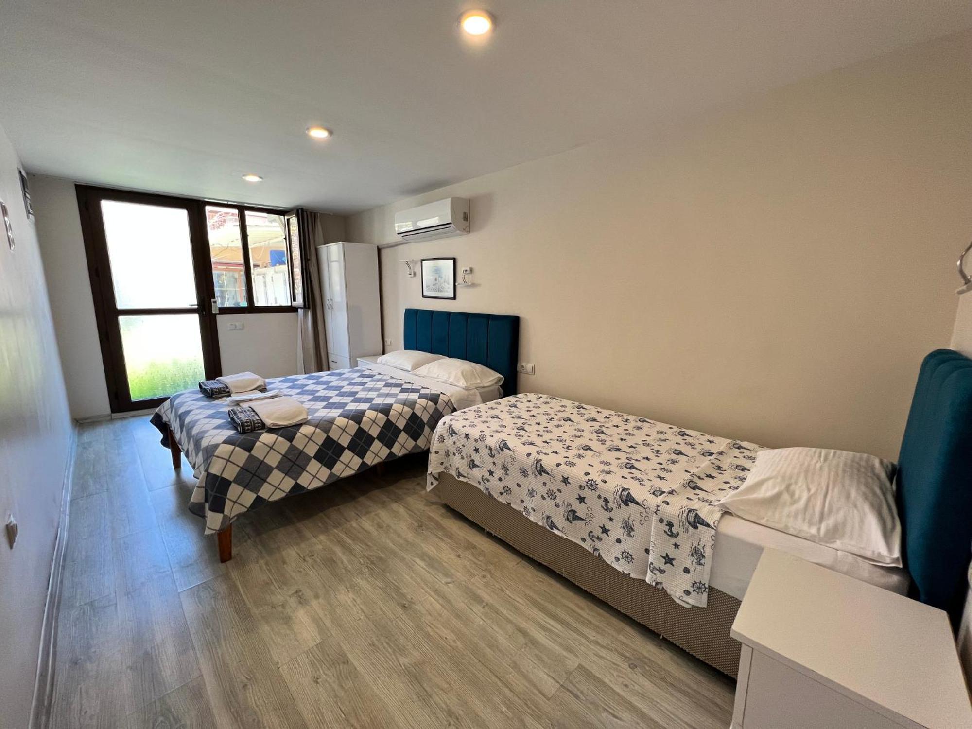 Giritli Rum Meyhanesi & Butik Otel Karaburun  Exterior foto